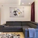Udanypobyt Apartament Sniezny